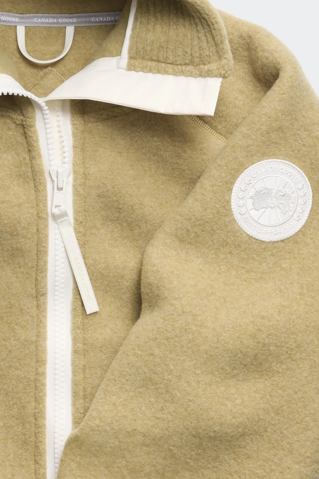 Chilliwack Fleece Bomber White Disc - Image 2
