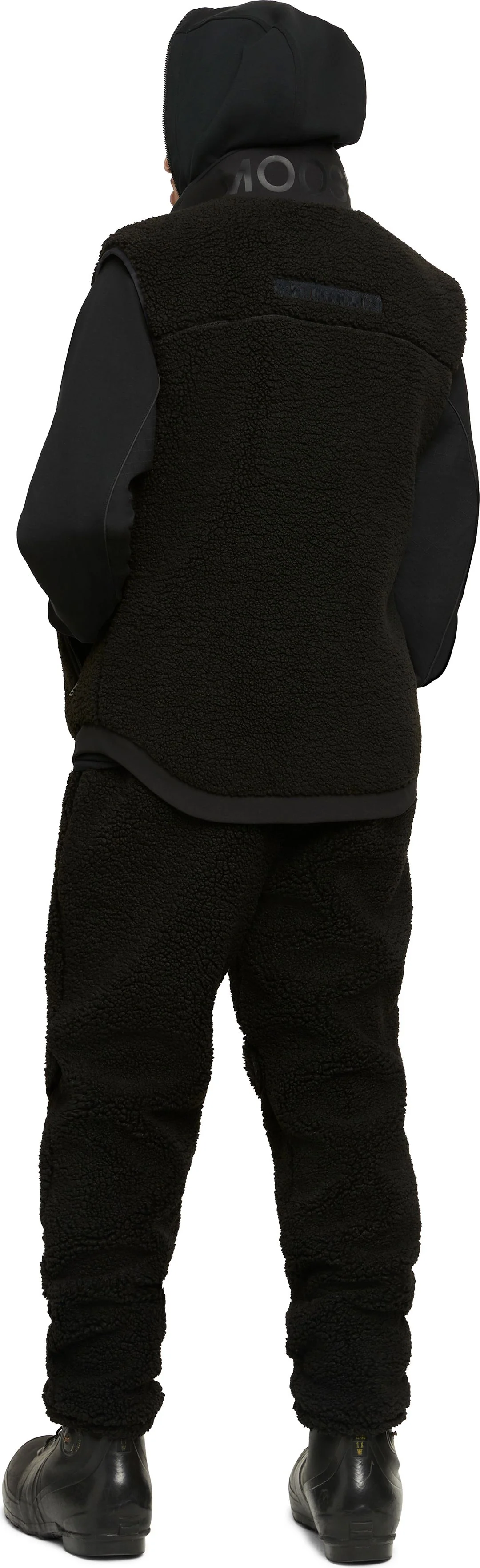 Saglek Vest Black - Image 3