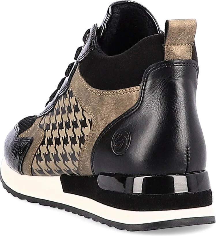 Black Lace Up Fur Lined - Image 5