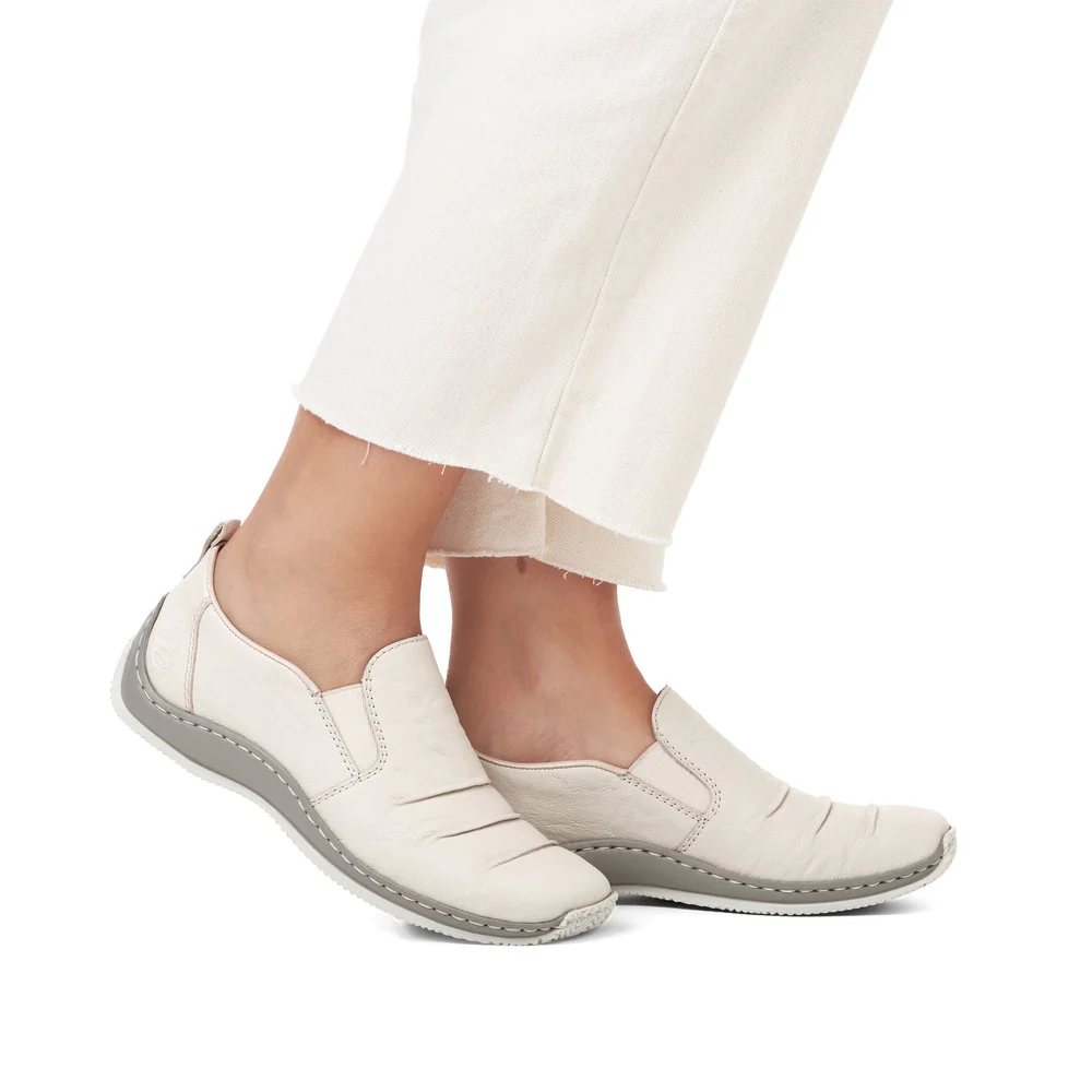 Cream Slip On - Image 8
