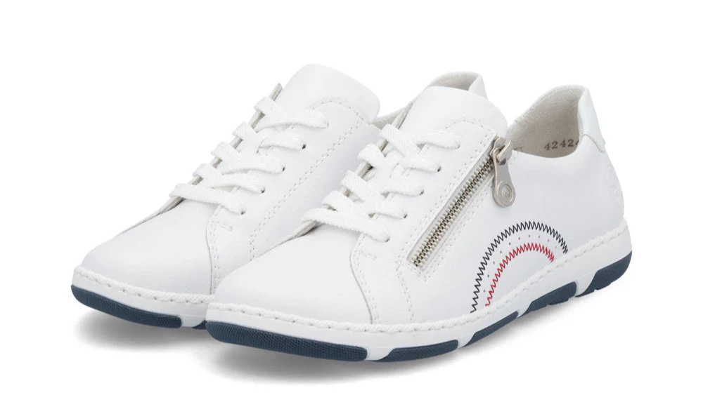 White Lace Up - Image 8