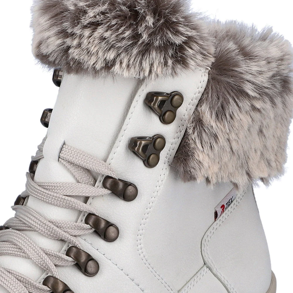 White Wool Lined Boot - Image 9